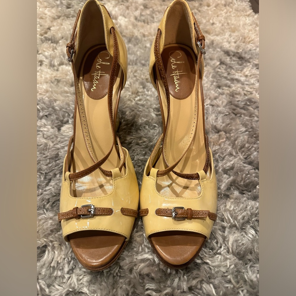 Cole Haan vintage patient leather wedge sz.9